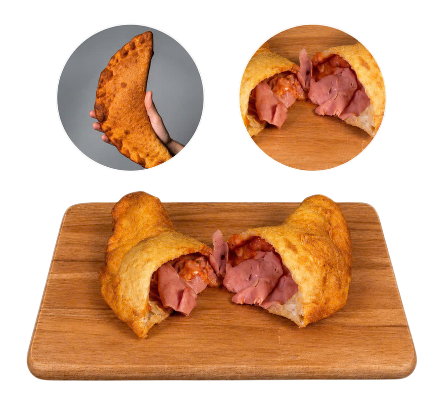 Panzerotti sốt cà chua, thịt nguội và mozzarella